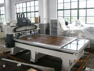 供給H200mmの膜の出版物機械MX5826 CNC自動木製の切り分ける機械