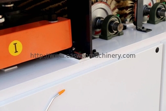 DT1300-4S Y2H2の自動ブラシの紙やすりで磨く磨く機械1300mm働く幅